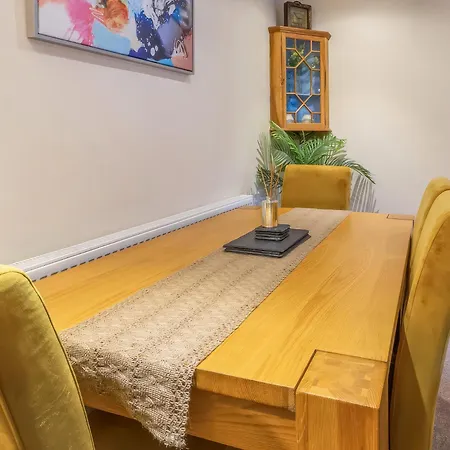 Willow Stillingfleet